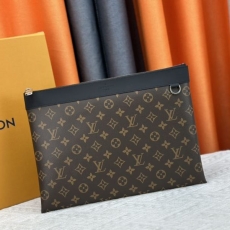 Louis Vuitton Clutch Bags